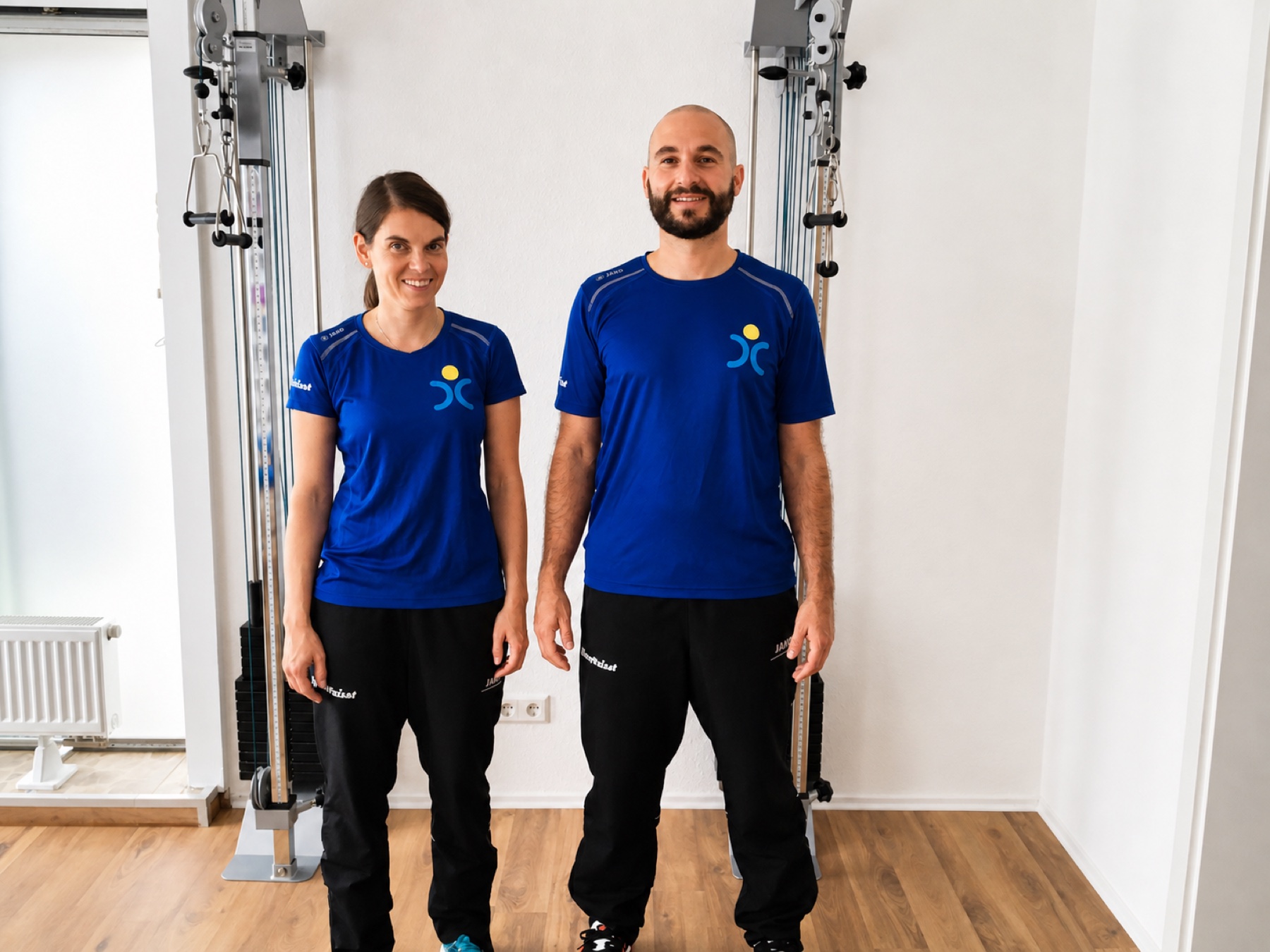 Das Team der Bayer Faißt Physiotherapie in den Praxisräumen in Baiersbronn-Mitteltal